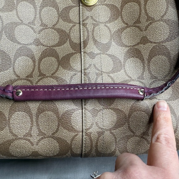 Coach Tote Bag with Tattersall Lining. - Picture 8 of 15